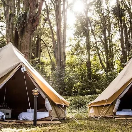 Camping Domaine Chantoiseau Saint-Pierre-des-Echaubrognes